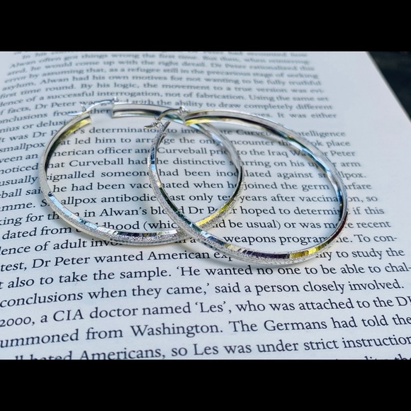Hoop earrings - Picture 2 of 7